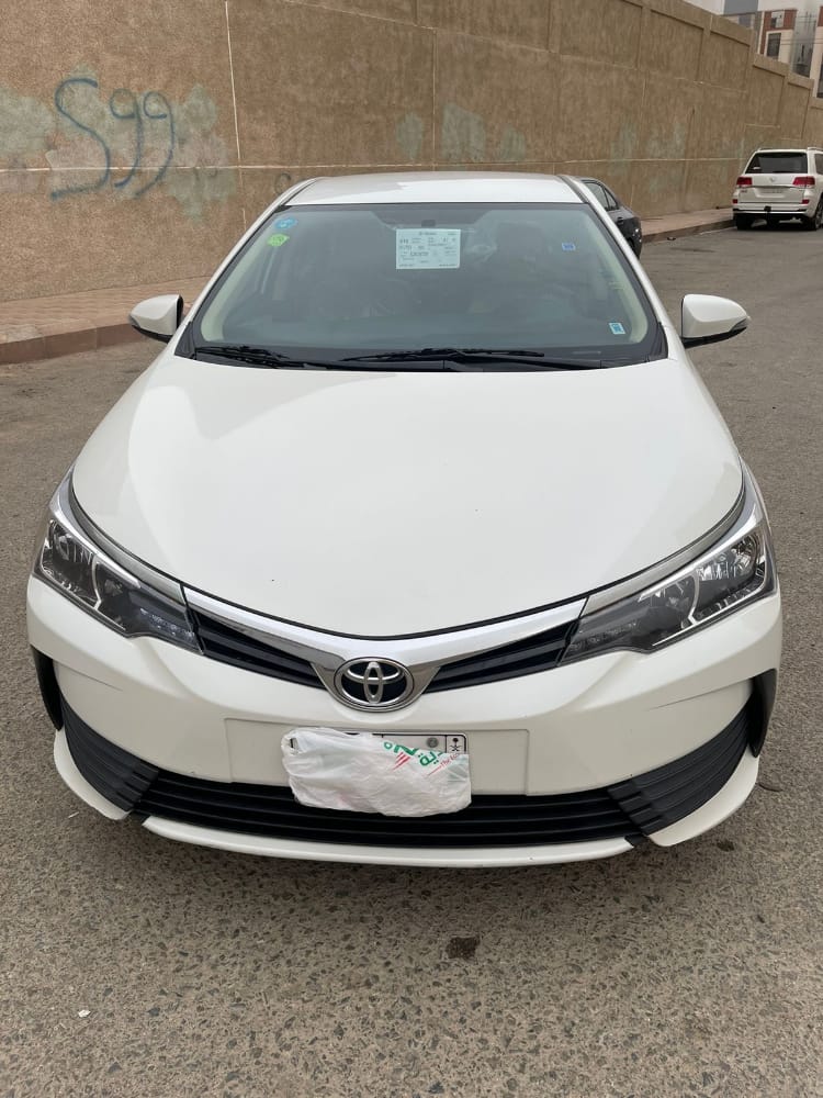 تويوتا كورولا موديل 2017 للبيع 